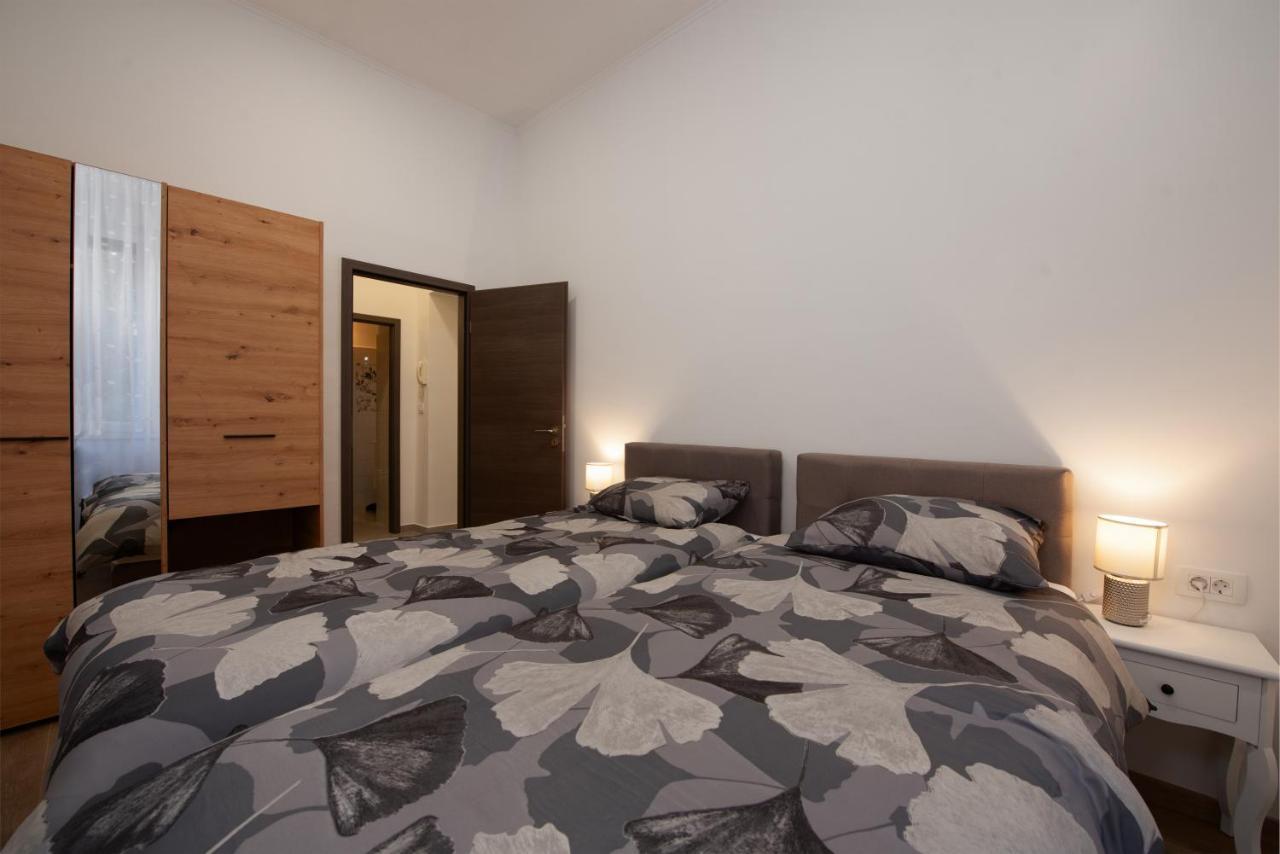 شقة غييكا  في Apartman Cezar المظهر الخارجي الصورة
