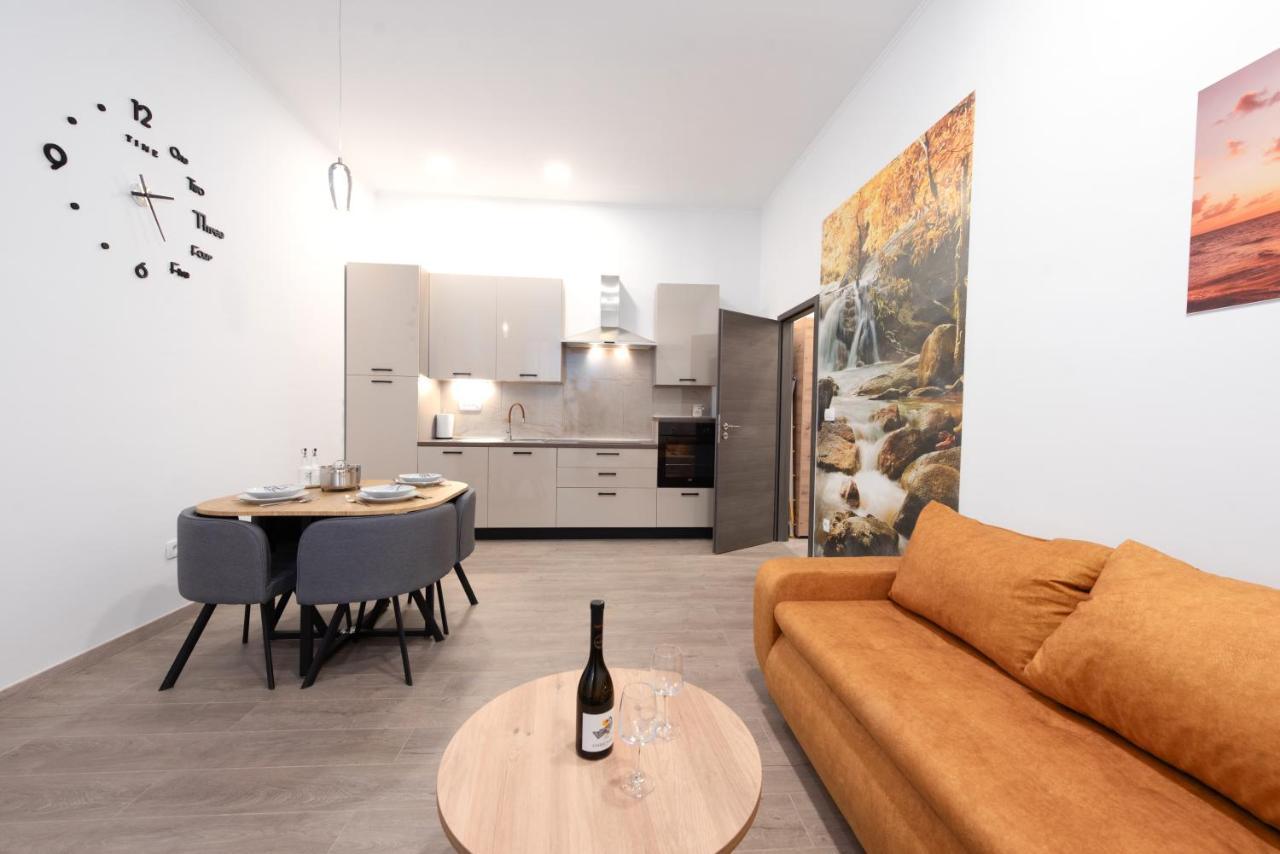 شقة غييكا  في Apartman Cezar المظهر الخارجي الصورة